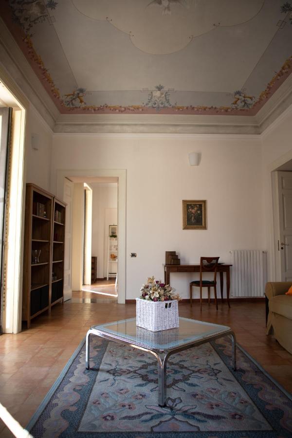 Flavio Gioia Suite ซาแลร์โน ภายนอก รูปภาพ